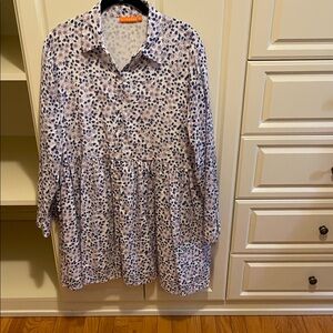 Oliphant Floral Button-Up Shirt.  Size Extra Large. 
100% Cotton gauze material